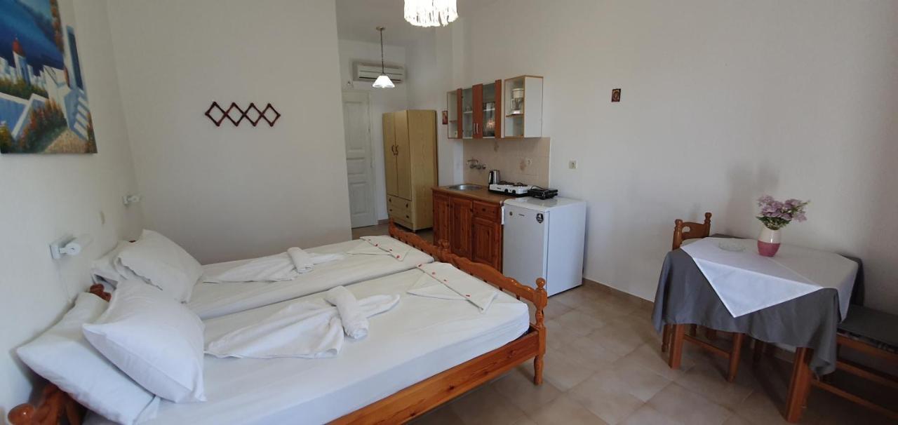 Jenny Apartments Karlovassi Esterno foto